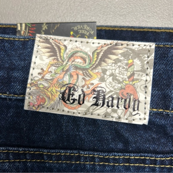 Ed Hardy Denim Jeans Tiger Painted Pockets Dark Wash Loose Fit NWT Mens 38 42 - Picture 7 of 11